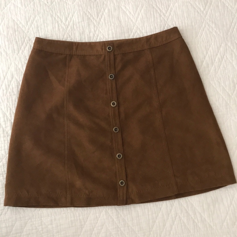Hollister suede skirt | size 3 | only worn twice
